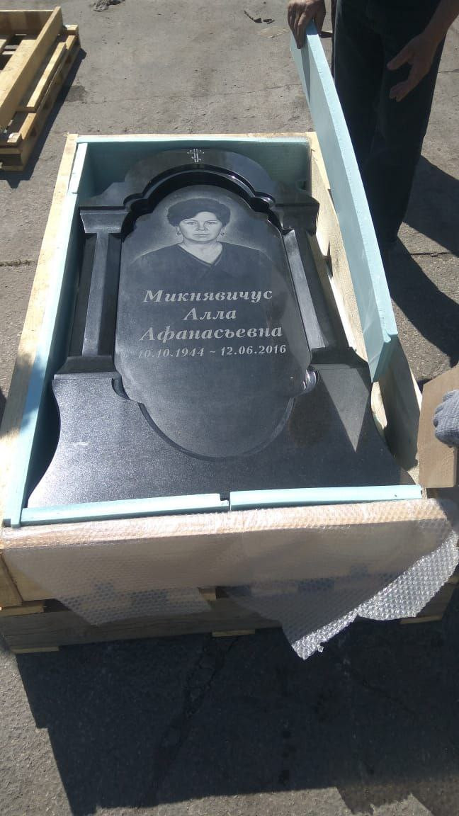 упаковка памятника перед отправкой